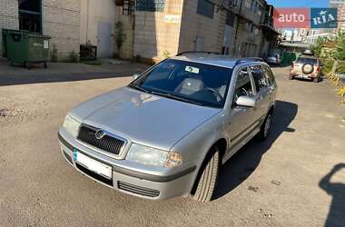 Универсал Skoda Octavia 2001 в Киеве