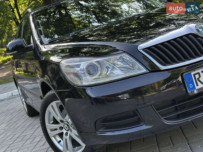 Універсал Skoda Octavia 2011 в Дрогобичі