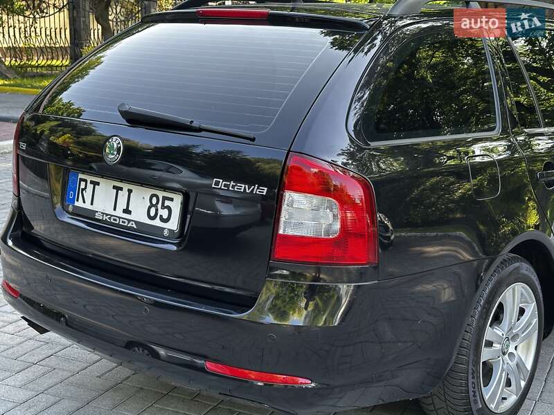Універсал Skoda Octavia 2011 в Дрогобичі