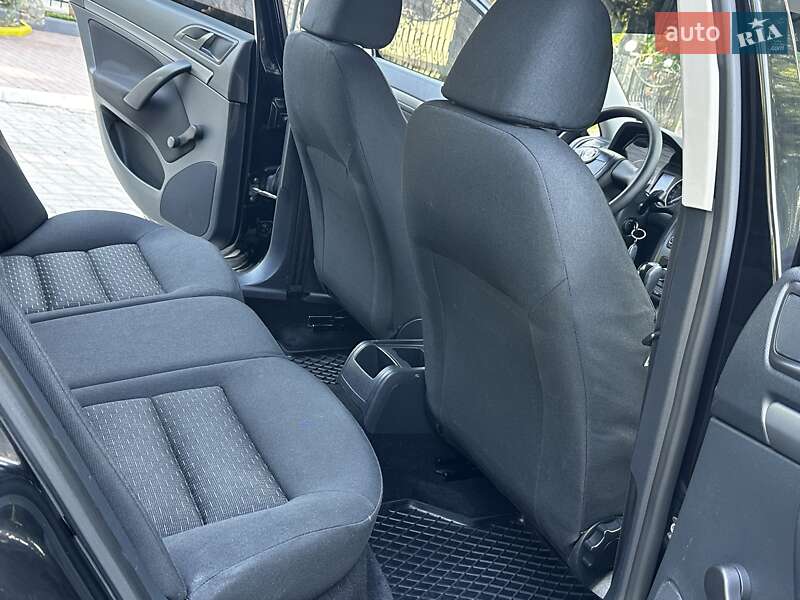 Універсал Skoda Octavia 2011 в Дрогобичі