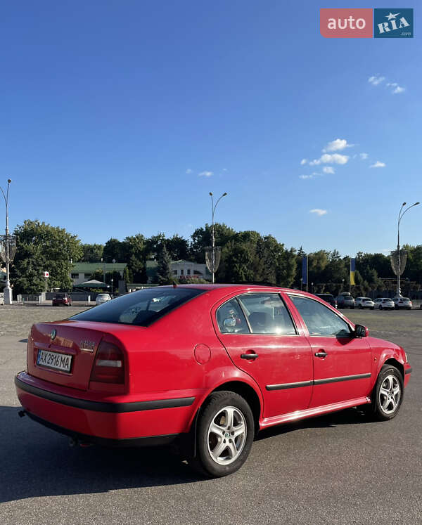 Лифтбек Skoda Octavia 1998 в Харькове