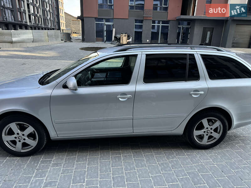 Универсал Skoda Octavia 2012 в Ивано-Франковске