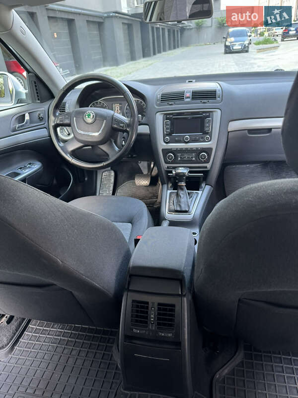 Универсал Skoda Octavia 2012 в Ивано-Франковске