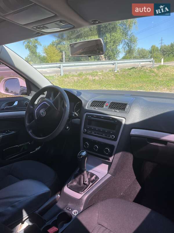 Лифтбек Skoda Octavia 2011 в Киеве