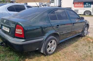 Лифтбек Skoda Octavia 2001 в 