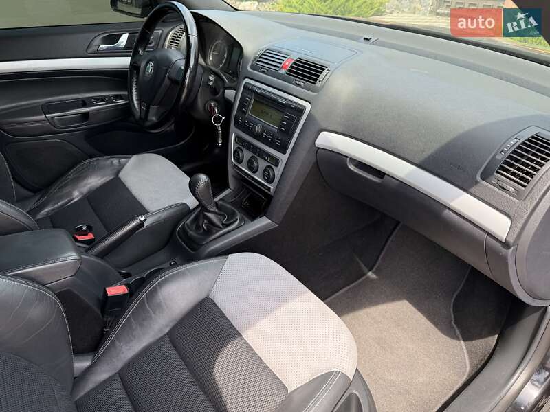 Ліфтбек Skoda Octavia 2006 в Києві