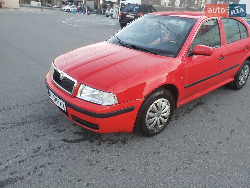 Лифтбек Skoda Octavia 1999 в Вышгороде