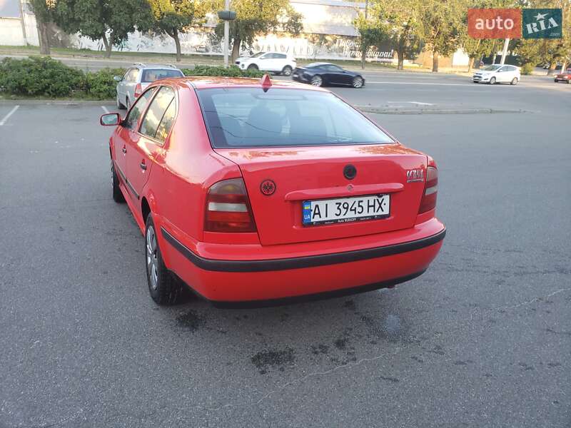 Лифтбек Skoda Octavia 1999 в Вышгороде