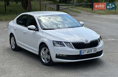 Ліфтбек Skoda Octavia 2019 в 