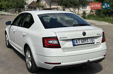 Ліфтбек Skoda Octavia 2019 в 