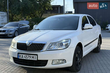 Ліфтбек Skoda Octavia 2010 в Дніпрі