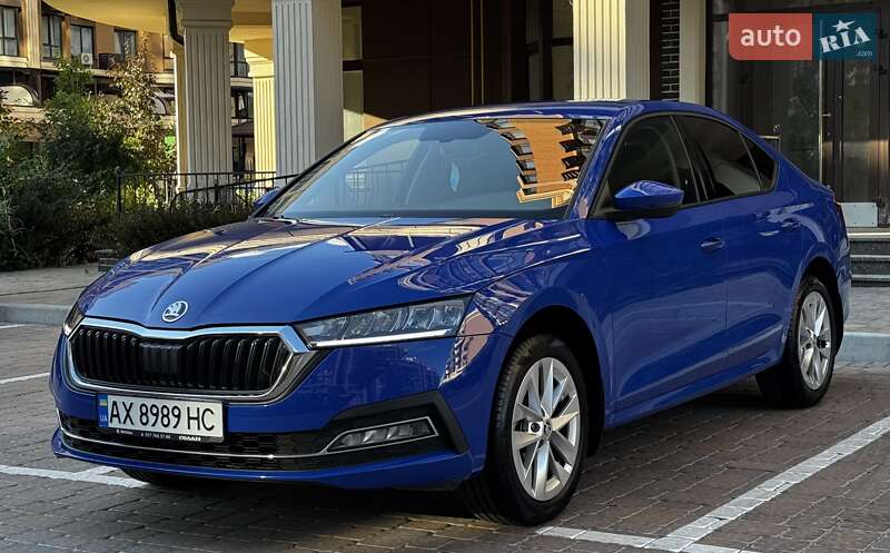 Лифтбек Skoda Octavia 2021 в Киеве