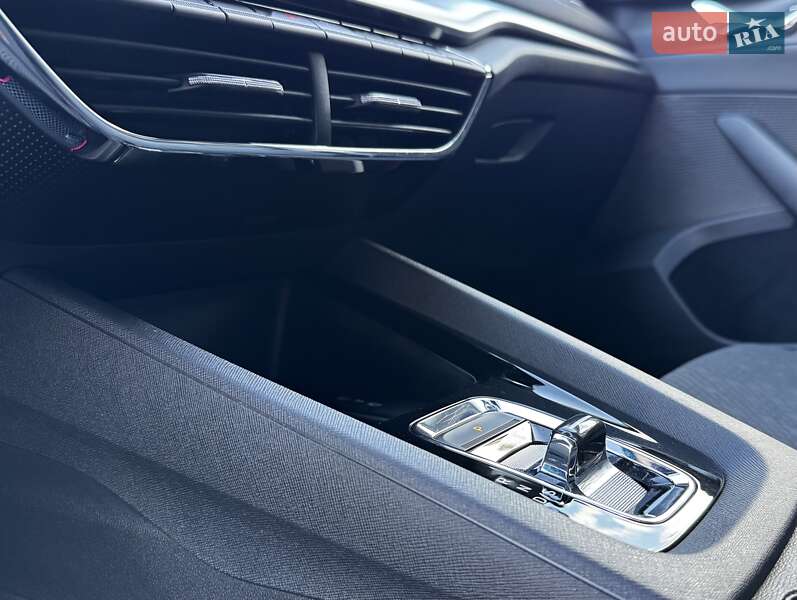 Лифтбек Skoda Octavia 2021 в Киеве