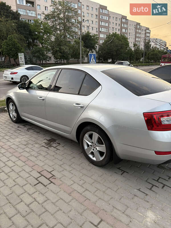 Лифтбек Skoda Octavia 2013 в Ивано-Франковске фото 7 Лифтбек Skoda Octavia 2013 в Ивано-Франковске