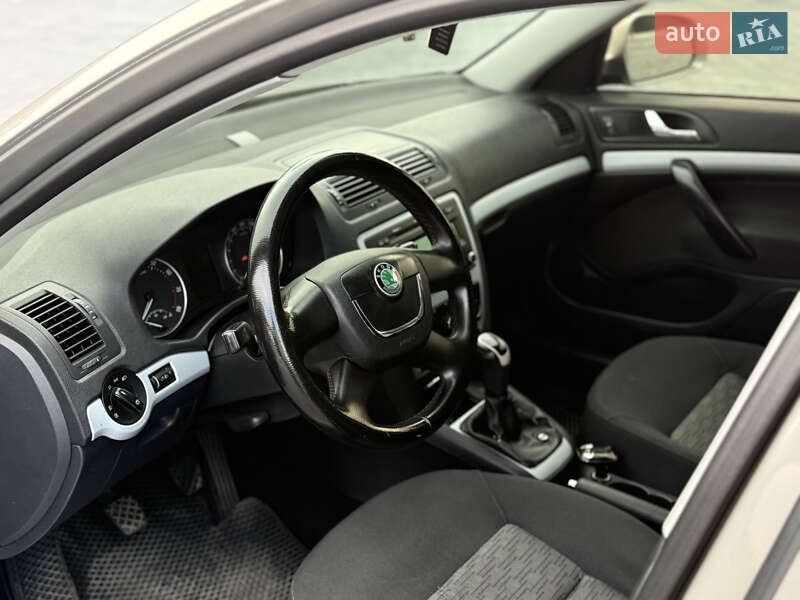 Лифтбек Skoda Octavia 2011 в Каменец-Подольском