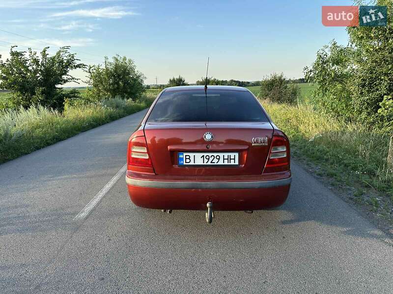 Лифтбек Skoda Octavia 2002 в Миргороде