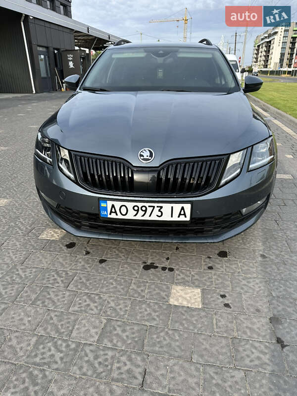 Универсал Skoda Octavia 2017 в Ужгороде