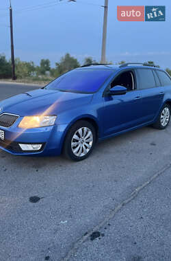 Универсал Skoda Octavia 2015 в 