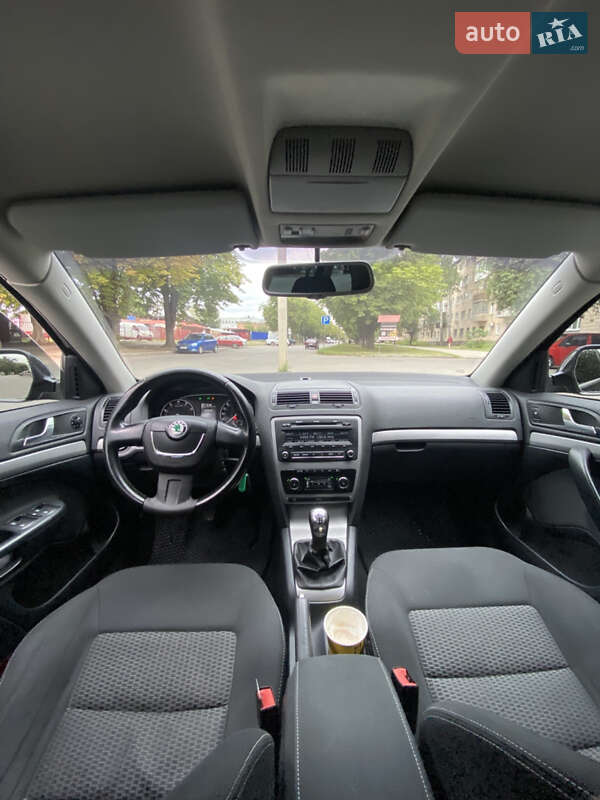 Універсал Skoda Octavia 2009 в Полтаві