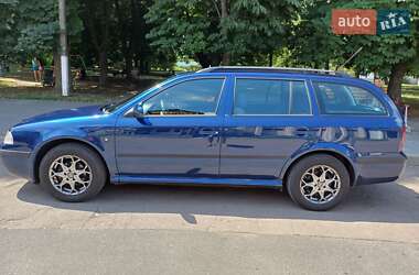 Универсал Skoda Octavia 2010 в Обухове
