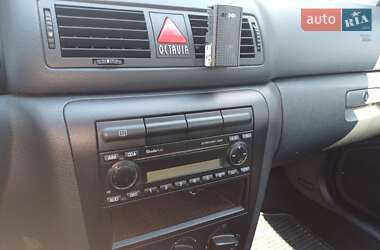 Универсал Skoda Octavia 2010 в 