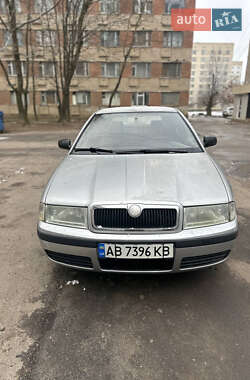 Лифтбек Skoda Octavia 2004 в 