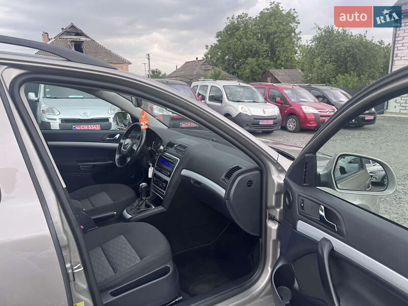 Универсал Skoda Octavia 2010 в Звенигородке