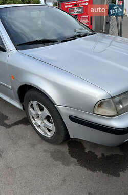 Лифтбек Skoda Octavia 1999 в 