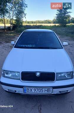 Универсал Skoda Octavia 2000 в Брусилове
