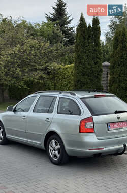 Универсал Skoda Octavia 2009 в 