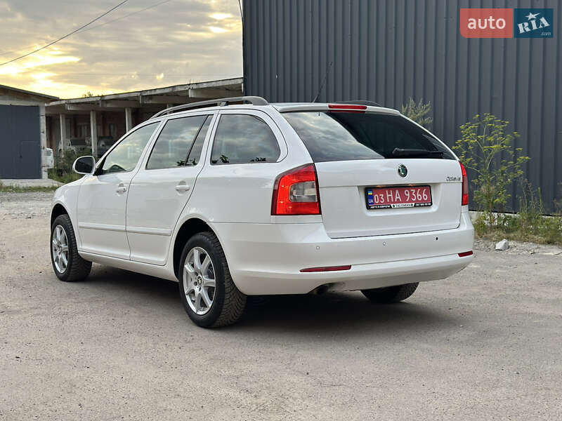 Універсал Skoda Octavia 2011 в Рівному