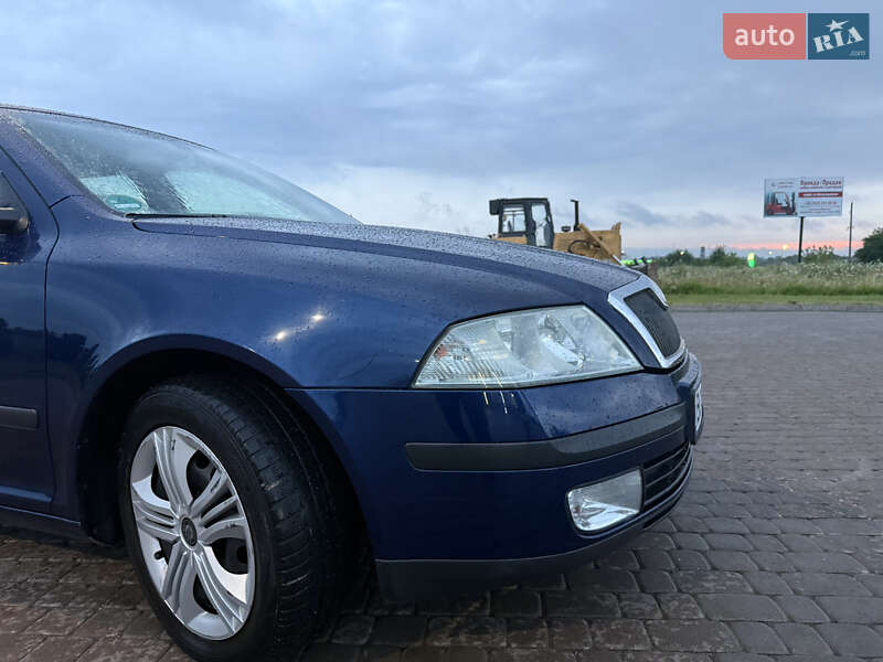 Универсал Skoda Octavia 2005 в Городке