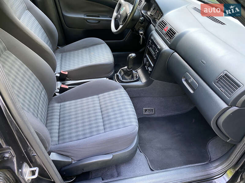 Универсал Skoda Octavia 2006 в Киеве