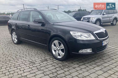 Універсал Skoda Octavia 2011 в Чернівцях
