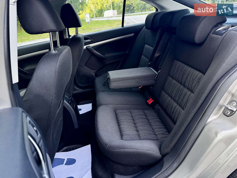 Лифтбек Skoda Octavia 2010 в Виннице
