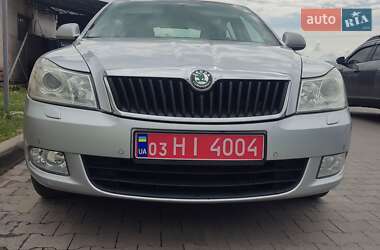Лифтбек Skoda Octavia 2012 в 