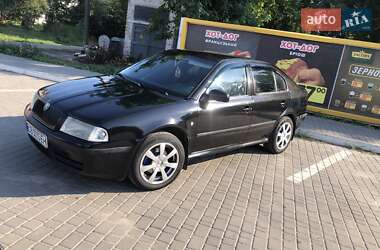 Ліфтбек Skoda Octavia 2000 в Варві