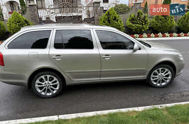 Универсал Skoda Octavia 2011 в 
