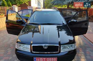Ліфтбек Skoda Octavia 2004 в Умані