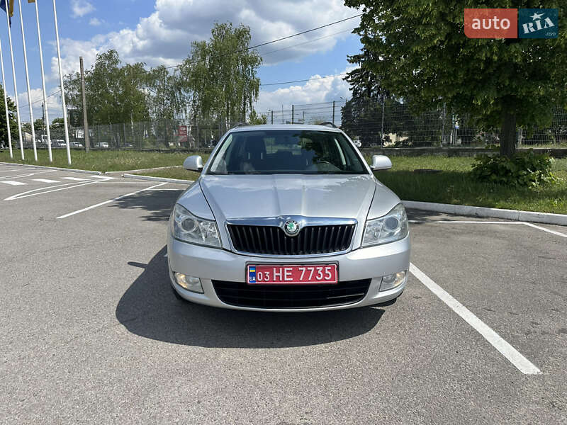 Универсал Skoda Octavia 2009 в Житомире