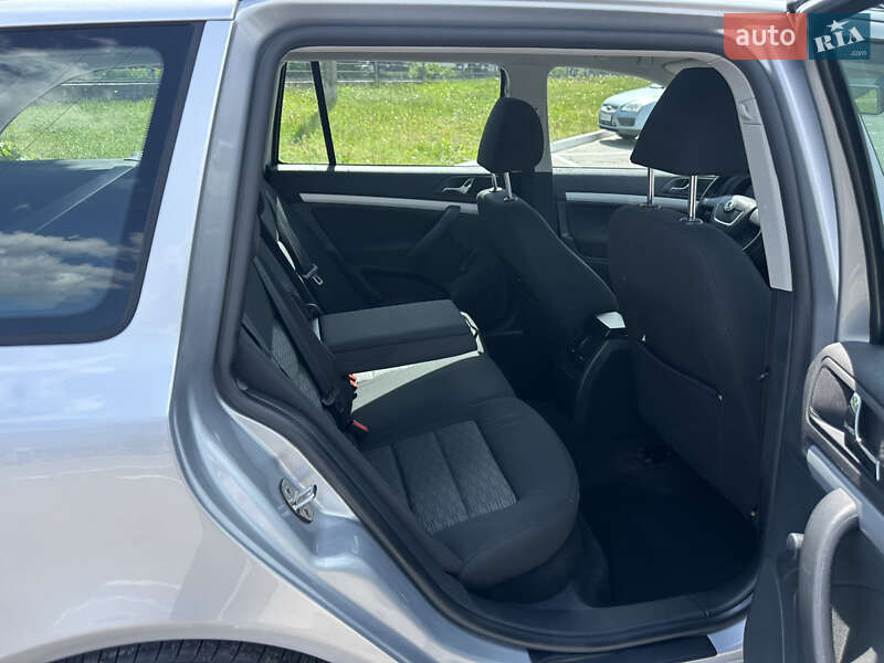 Универсал Skoda Octavia 2009 в Житомире