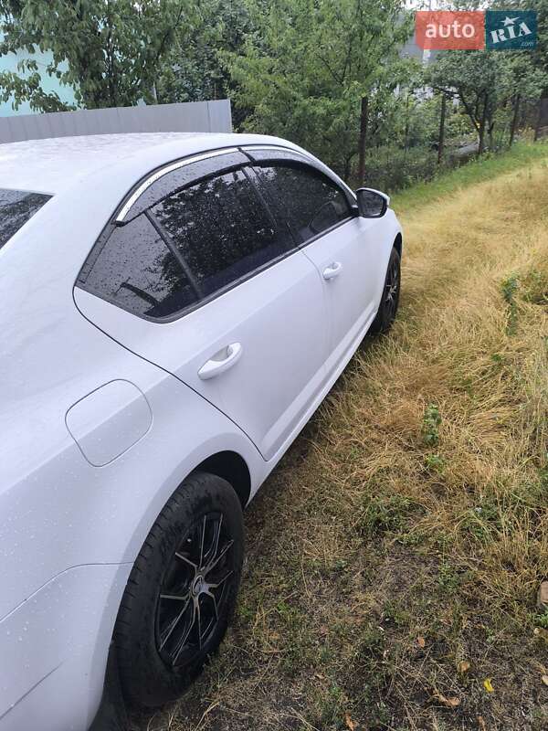 Лифтбек Skoda Octavia 2019 в Миргороде