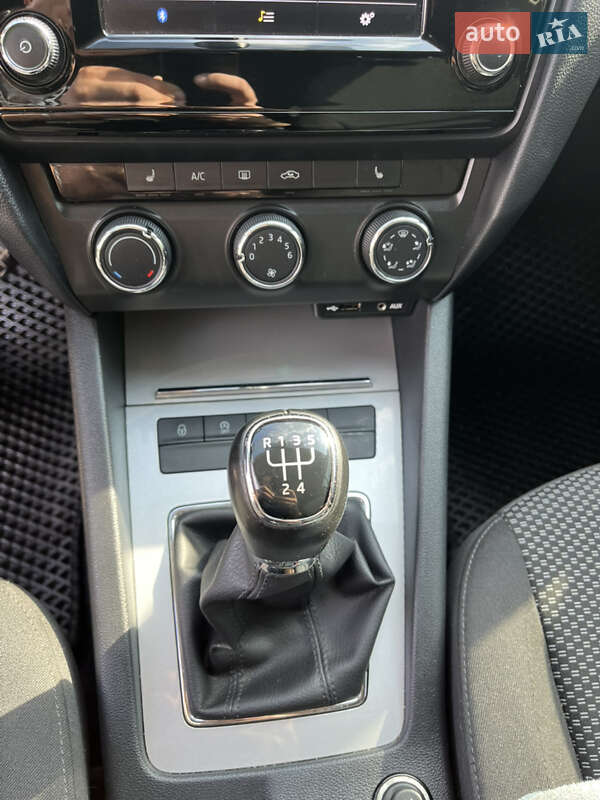 Универсал Skoda Octavia 2016 в Виннице