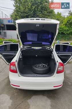 Лифтбек Skoda Octavia 2012 в 