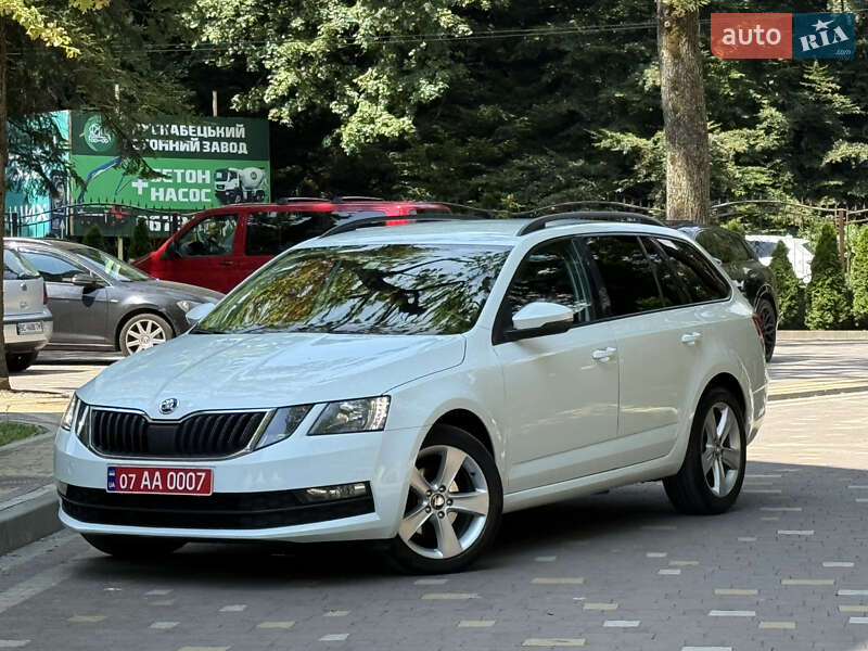 Универсал Skoda Octavia 2017 в Дрогобыче