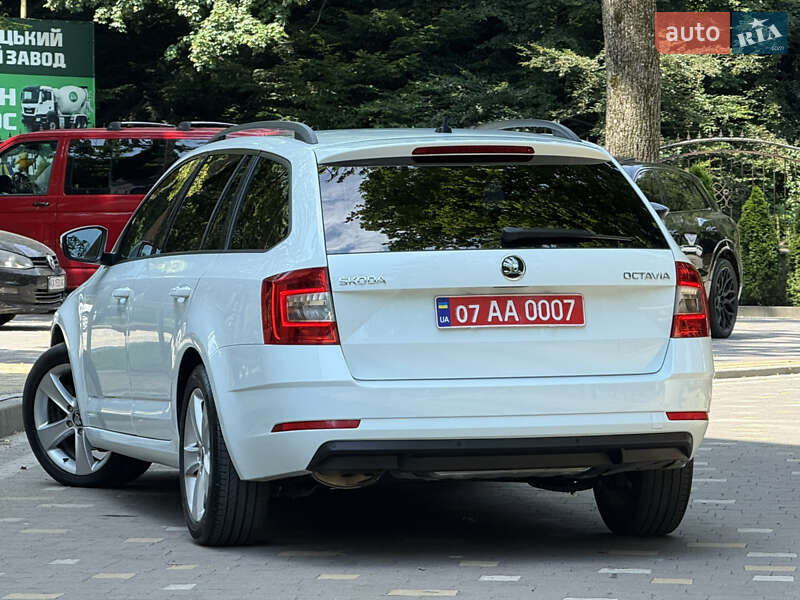 Универсал Skoda Octavia 2017 в Дрогобыче