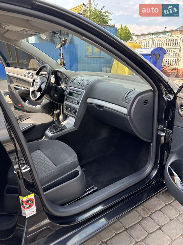 Лифтбек Skoda Octavia 2012 в Ивано-Франковске