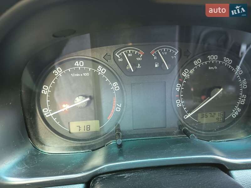 Лифтбек Skoda Octavia 2001 в Попельне