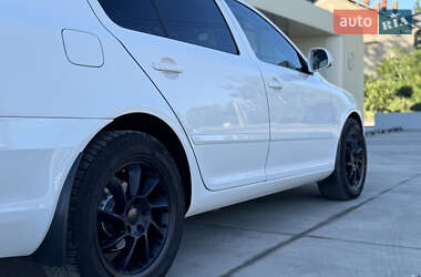 Лифтбек Skoda Octavia 2011 в 