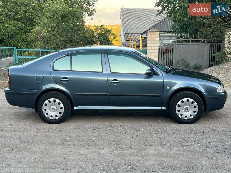 Лифтбек Skoda Octavia 2006 в Первомайске